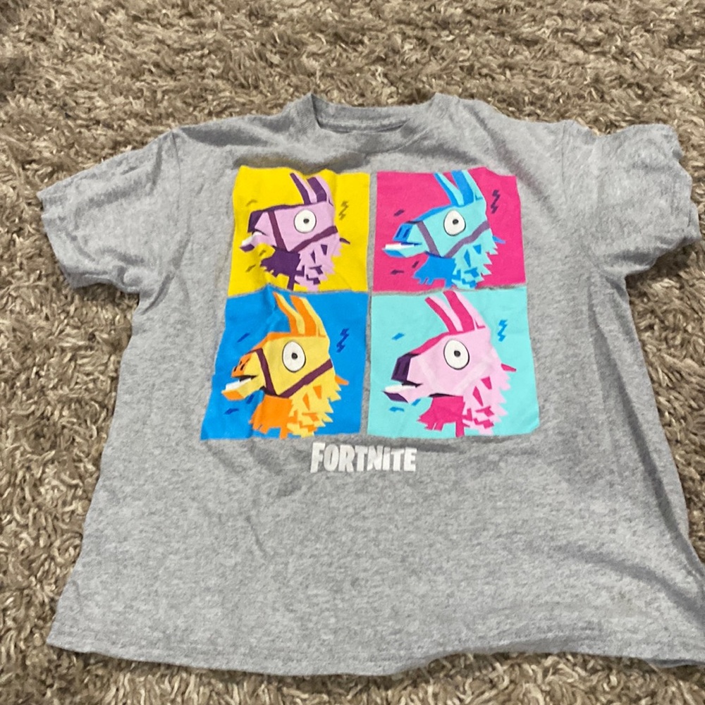 Fortnite T-shirt size S